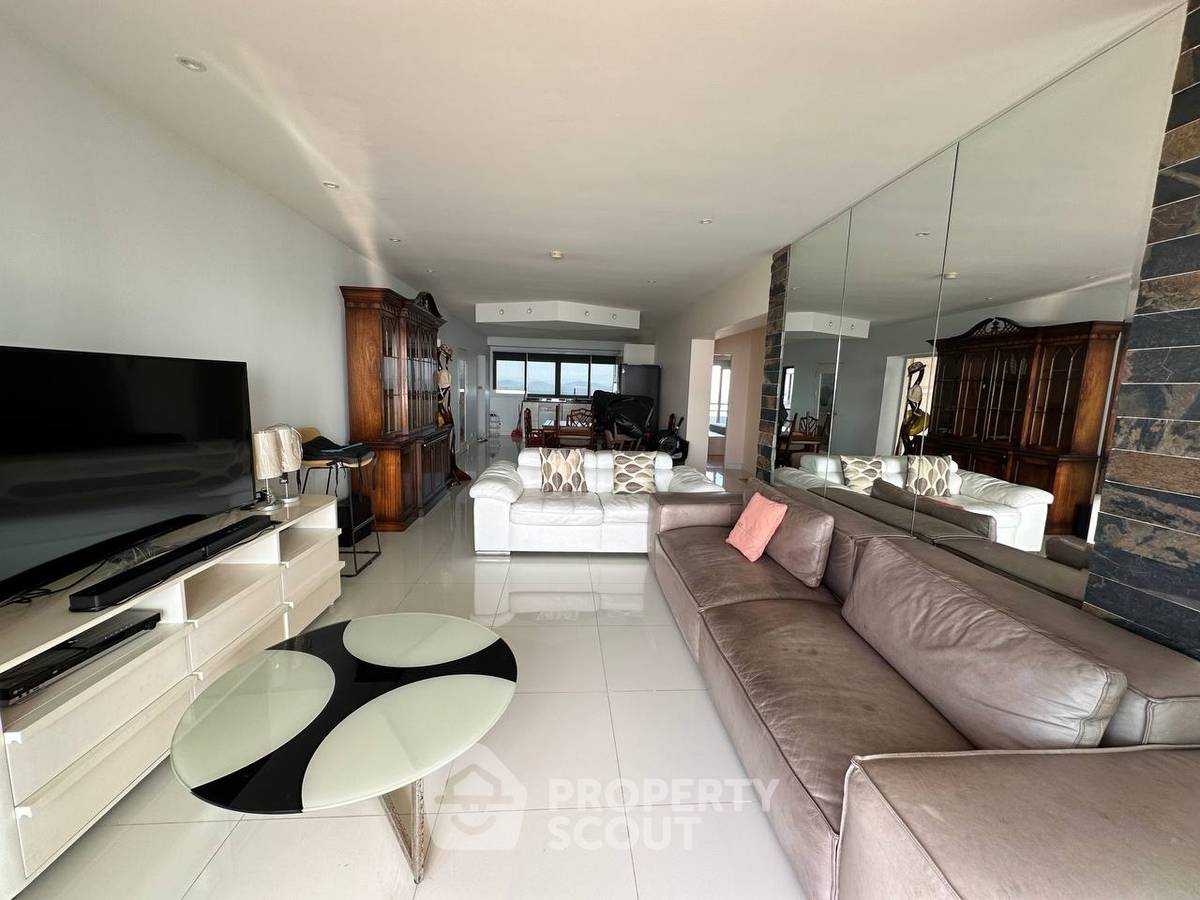 รูป ชั้น 25 ห้องนอน 3 ห้อง ขนาด 179 ตร.ม. Krisda Golden Condotel (ID 3282517) - รูปที่ 14/22