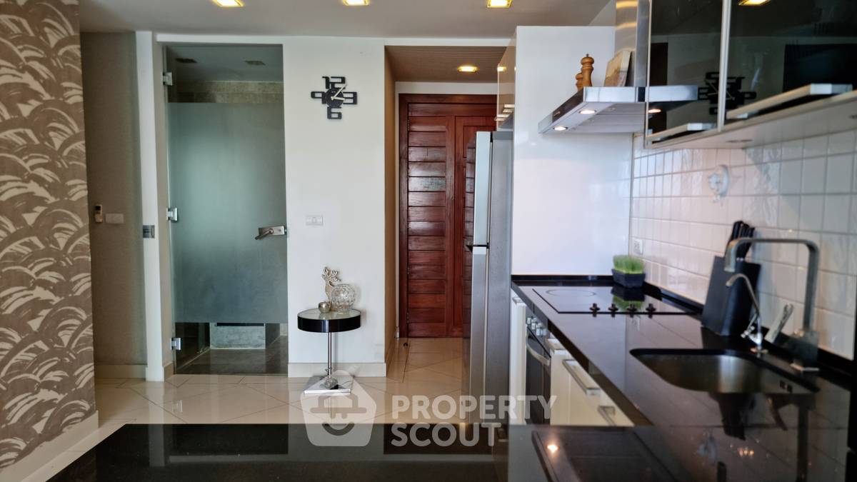 รูป ขายคอนโด 2 ห้องนอน Laguna Heights Condominium ย่านปราสาทสัจธรรม (ID 3281722) - รูปที่ 12/21