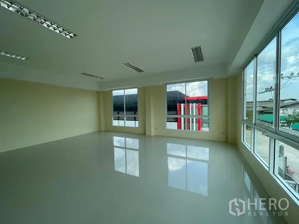 รูป ขาย โรงงานพร้อมออฟฟิศ สร้างใหม่ พื้นที่สีม่วง 845 ตรม ไร่ขิง สามพราน นครปฐม - รูปที่ 9/18