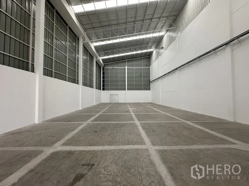 picture For rent Factory 531 sqm in Khlong Luang, Pathum Thani - 5/14