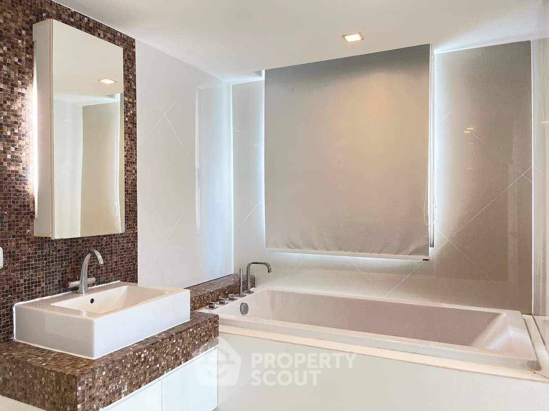 รูป ขายคอนโดสองห้องนอน The Sanctuary Wong Amat ขนาดเก้าตารางเมตร (ID 3281843) - รูปที่ 4/8