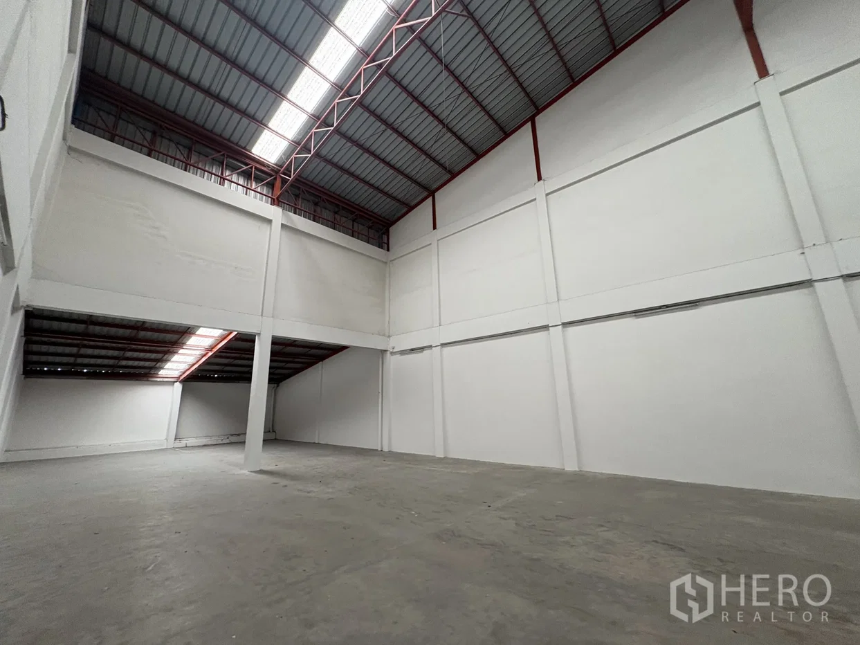picture For rent Factory 443 sqm in Phra Samut Chedi, Samut Prakan - 4/9