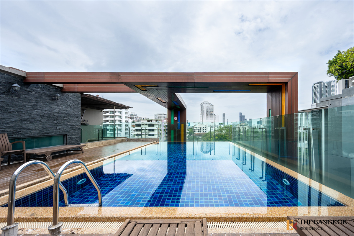 picture Voque Sukhumvit 16 High-potential Location, Not as Expensive as You Think - 4/10