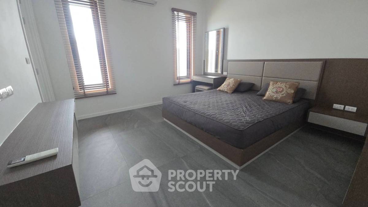 รูป วิลล่า 3-ห้องนอน ที่ ไฮแลนด์ วิลล่า 2 ใน หินเหล็กไฟ (ID 3289565) - รูปที่ 12/26