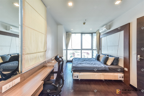 Ideo Q Phayathai near Airport Rail Link Phaya Thai Station Special deal, best price ever