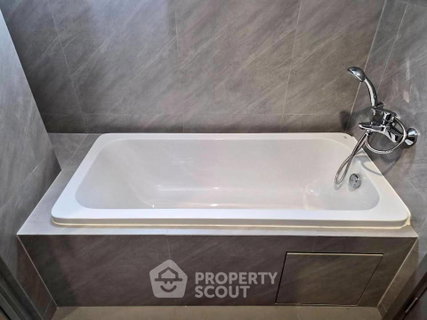 รูปภาพ 2-BR Condo At IDEO Sukhumvit - Rama 4 Near BTS Phra Khanong (ID 3293162)