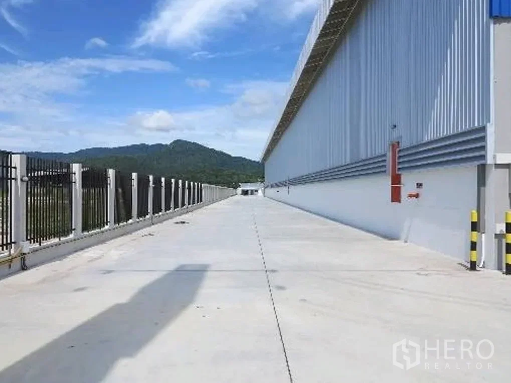 picture For rent Warehouse 6200 sqm in Ban Bueng, Chon Buri - 7/13