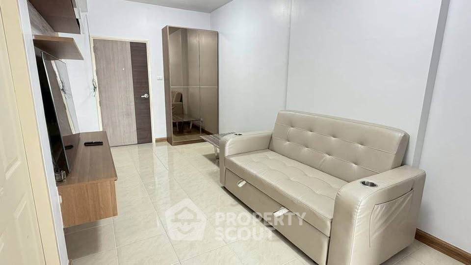 picture 1-BR Condo at Supalai Monte 2 in Wat Ket (ID 3289209) - 3/10