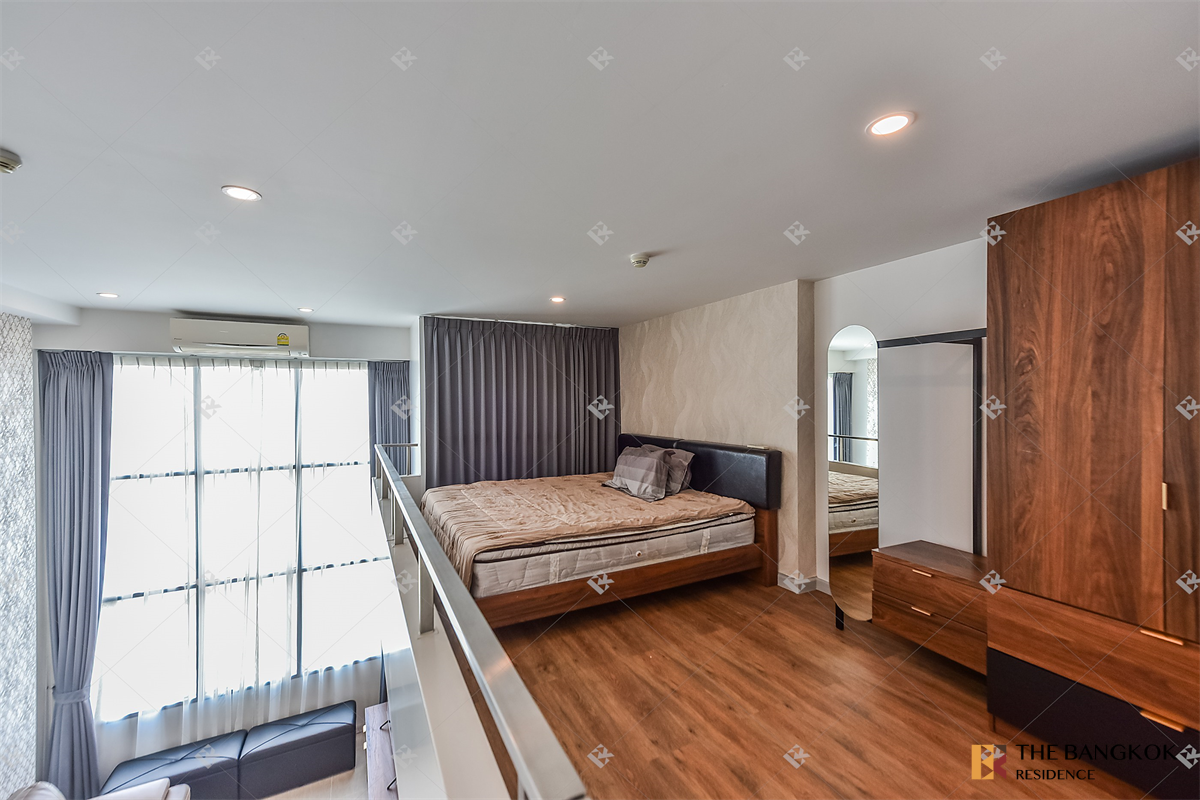 picture Beautiful Room, Good Condition KnightsBridge Prime Sathorn - 7/10