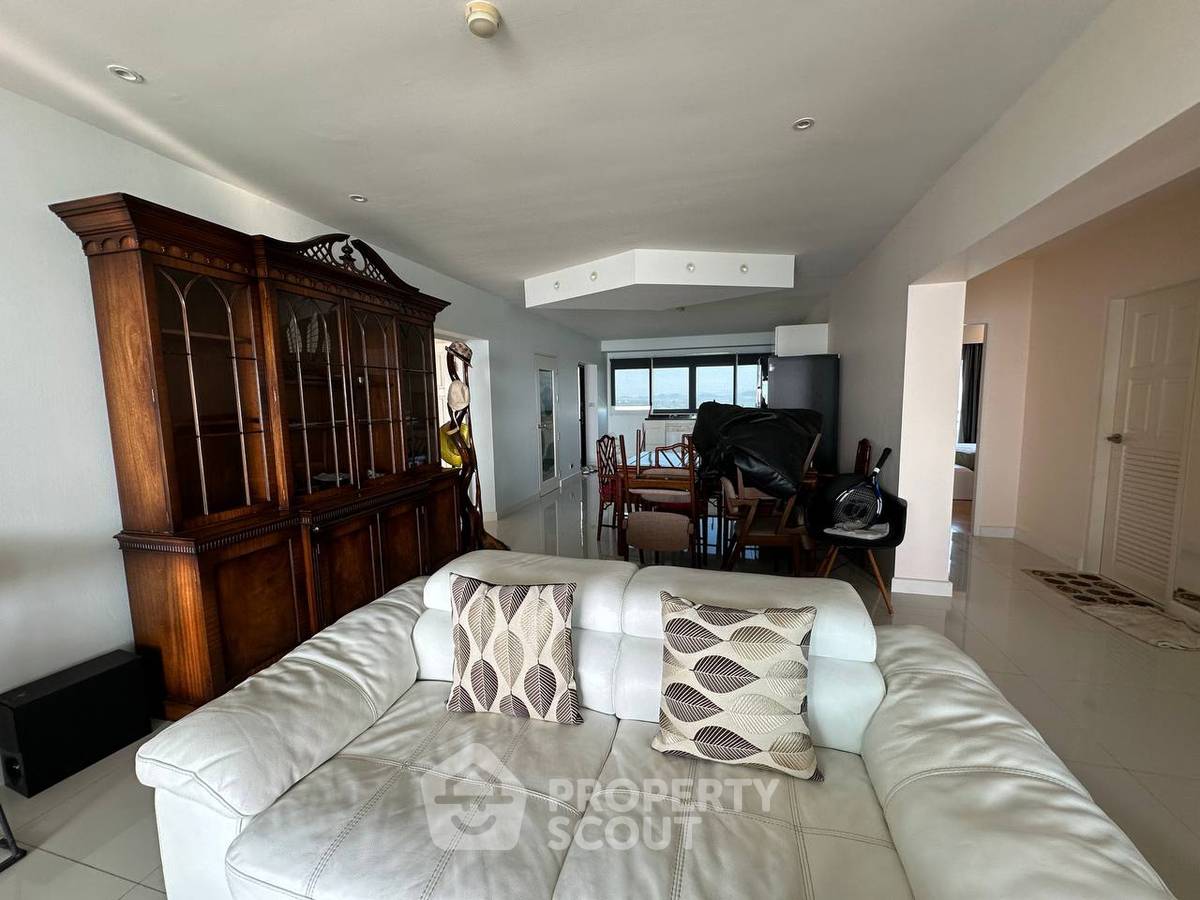 รูป ชั้น 25 ห้องนอน 3 ห้อง ขนาด 179 ตร.ม. Krisda Golden Condotel (ID 3282517) - รูปที่ 13/22