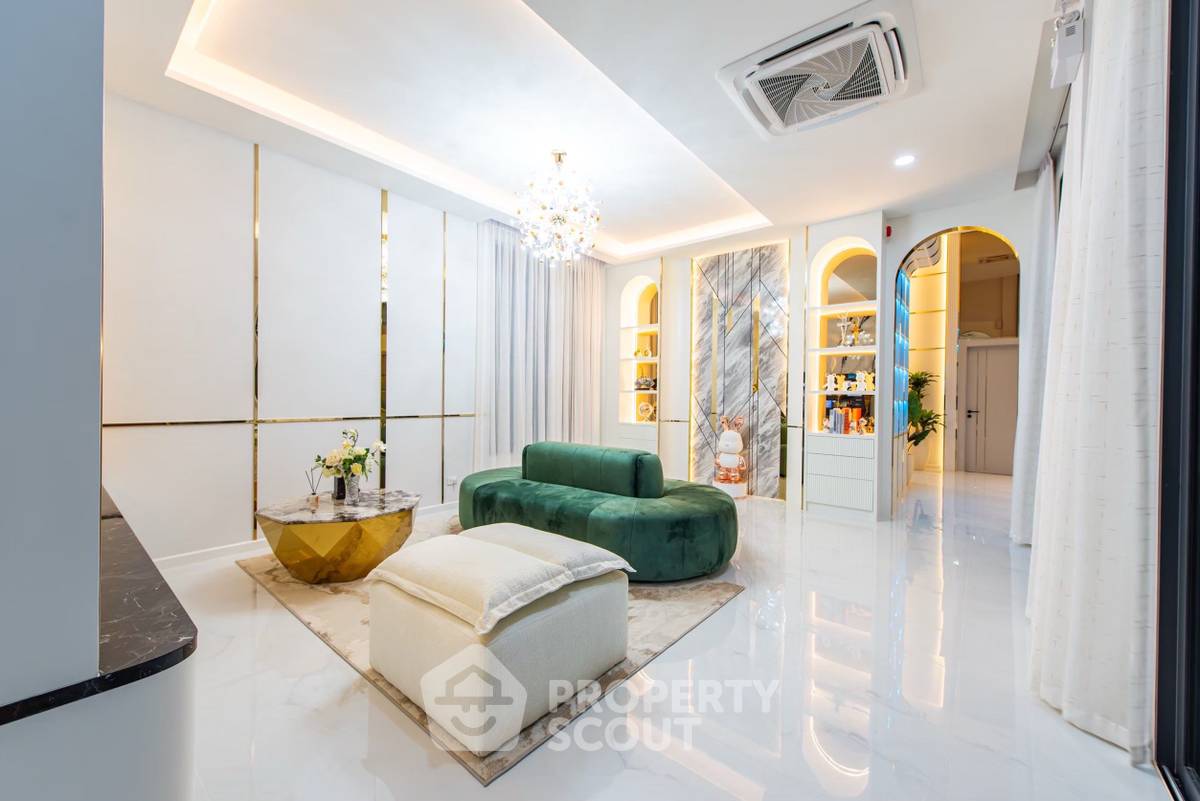 รูป วิลล่า 4 ห้องนอน ขนาด 320 ตร.ม. ย่านหนองปรือ พัทยา (ID 3280678) - รูปที่ 6/47