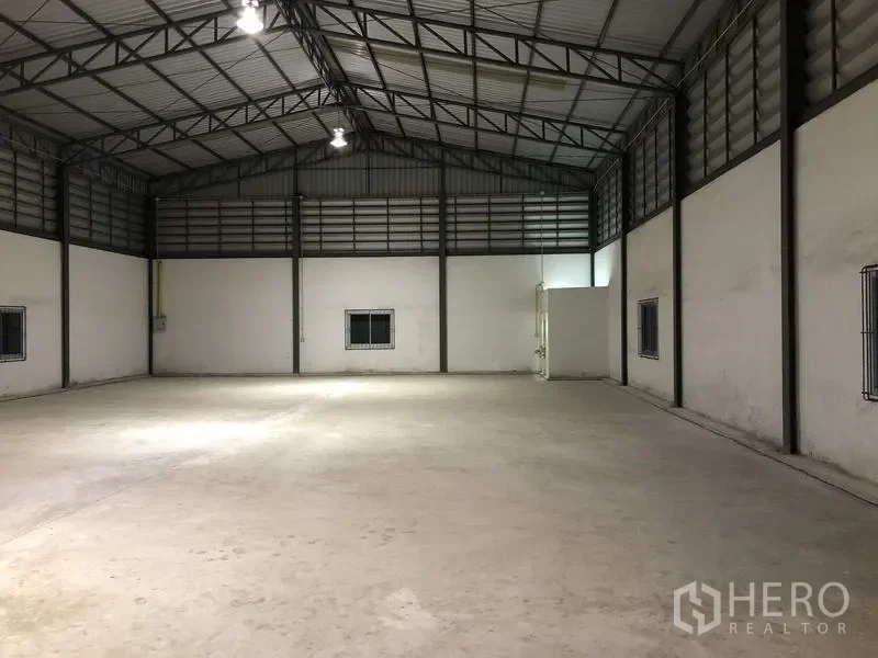 รูป ให้เช่า โกดัง 375 ตรม ลำลูกกา ปทุมธานี - รูปที่ 4/5