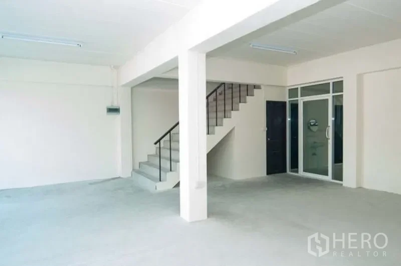 รูป ให้เช่า โรงงาน 971 ตรม บางเสาธง สมุทรปราการ - รูปที่ 9/12