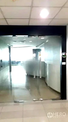 Office for rent Sathon : For rent Office Space 682 sqm in Yan Nawa, Sathon, Bangkok BTS Saint Louis