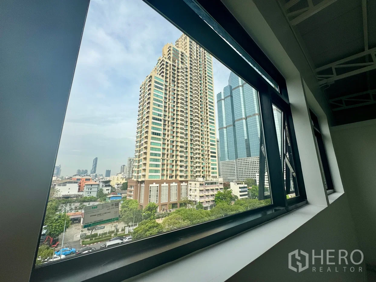 รูป ให้เช่า ออฟฟิศ 100 ตรม ทุ่งมหาเมฆ สาทร กรุงเทพมหานคร BTS วุฒากาศ - รูปที่ 4/6