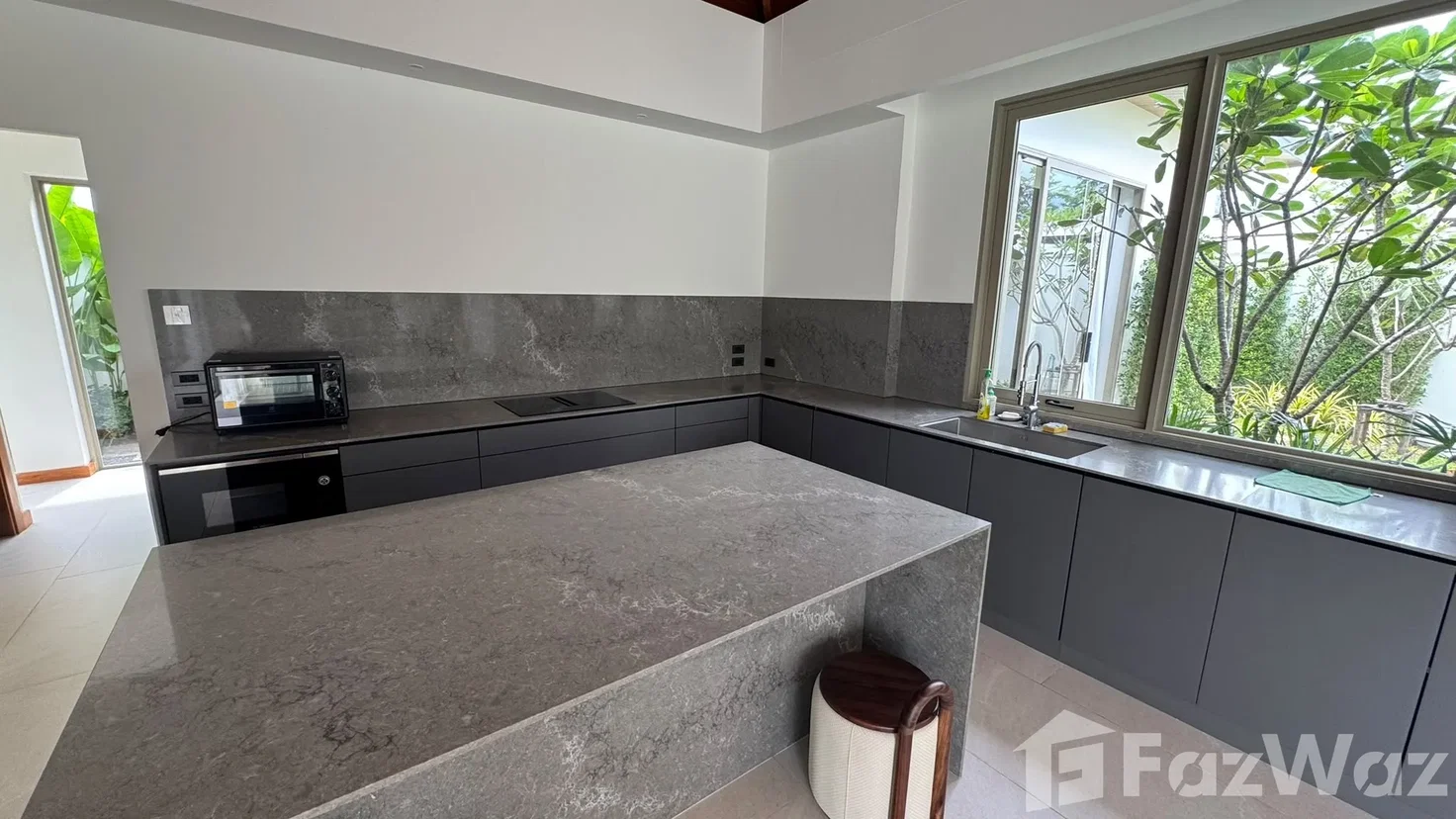 รูป วิลล่าให้เช่า 4 ห้องนอน ใน ศรีสุนทร, ภูเก็ต 6752586 - รูปที่ 6/32