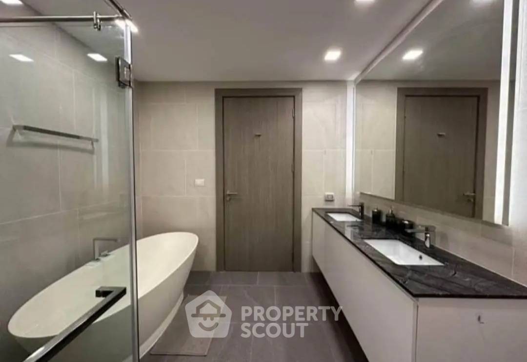 รูป คอนโด 2-ห้องนอน ที่ เซเรนิตี้ เรสซิเดนซ์ จอมเทียน ใกล้ เมืองพัทยา (ID 3281850) - รูปที่ 3/14