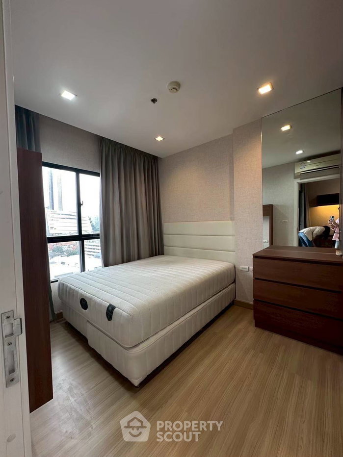 รูป คอนโด 1 ห้องนอน Urbano Absolute ใกล้ BTS กรุงธนบุรี (ID 3046179) - รูปที่ 2/7