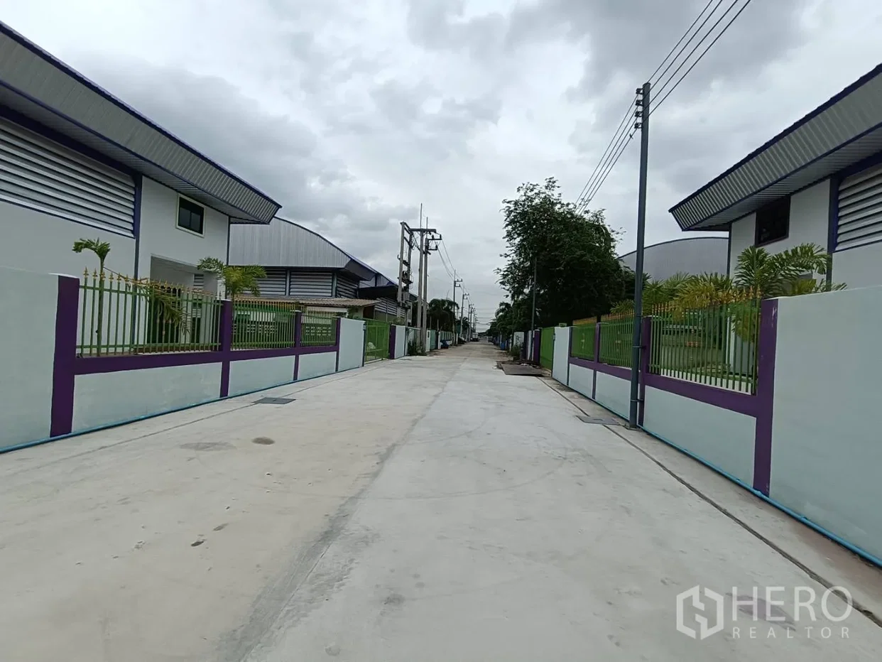 รูป ให้เช่า โรงงาน 646 ตรม ลำลูกกา ปทุมธานี - รูปที่ 2/14