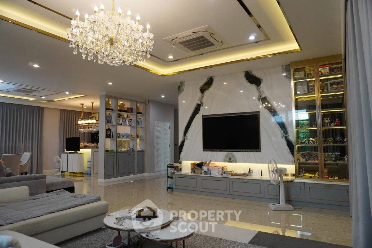 รูป บ้าน 5 ห้องนอน พื้นที่ 477 ตร.ม. ที่ The Grand Pinklao กรุงเทพฯ (ID 3290575) - รูปที่ 9/25