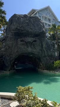 2-BR Condo, 98 Sqm At Grand Florida Beachfront Pattaya (ID 3281689)