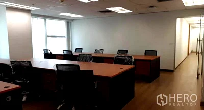 Office for rent Sathon : For rent Office Space 143 sqm in Yan Nawa, Sathon, Bangkok BTS Saint Louis