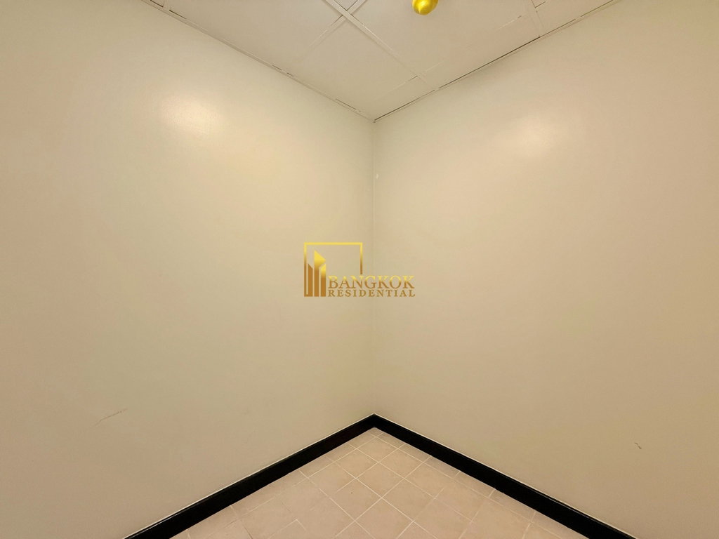 รูป Avenue 61 | Spacious 3 Bedroom Condo in Sukhumvit 61 - BR61358CD - รูปที่ 27/35