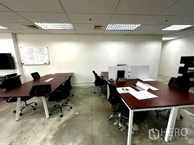 เช่าสำนักงาน เขตคลองเตย : ให้เช่า ออฟฟิศ 103 ตรม พระโขนง คลองเตย กรุงเทพมหานคร BTS ทองหล่อ