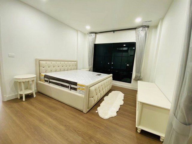 รูป HU7760  บ้านเดี่ยวให้เช่า  นันทวัน พระราม 9 - กรุงเทพกรีฑาตัดใหม่ กรุงเทพมหานคร - รูปที่ 6/8