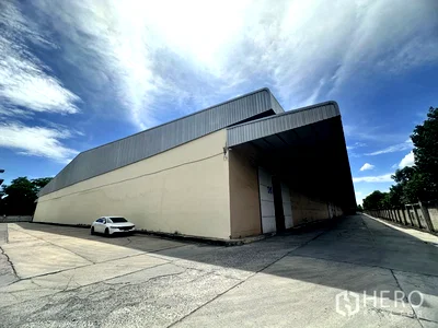 Factory for rent : For rent Factory 1900 sqm in Khan Ham, Uthai, Phra Nakhon Si Ayutthaya