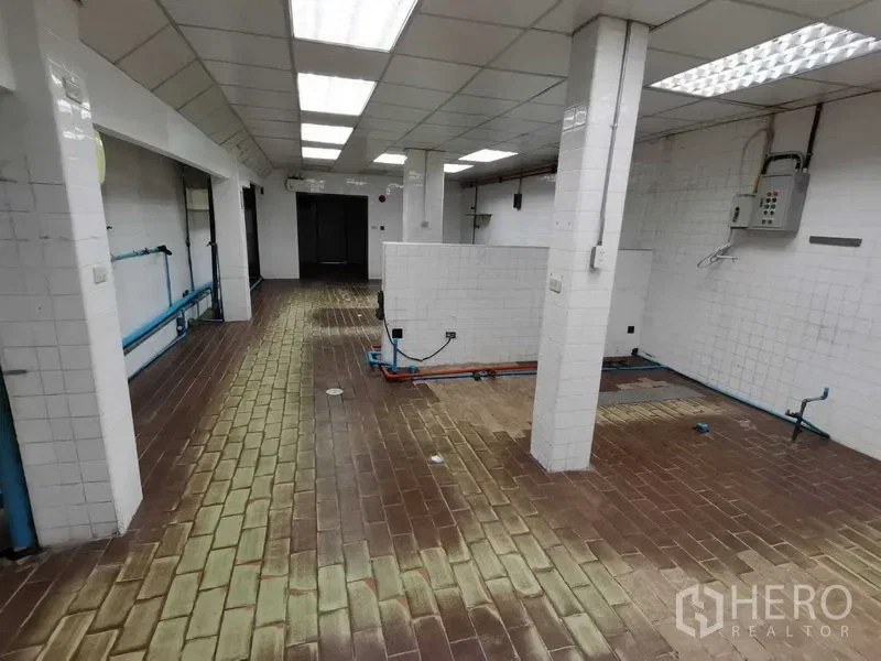 picture For rent Retail Space 320 sqm in Lumphini, Pathum Wan, Bangkok BTS Chitlom - 4/12