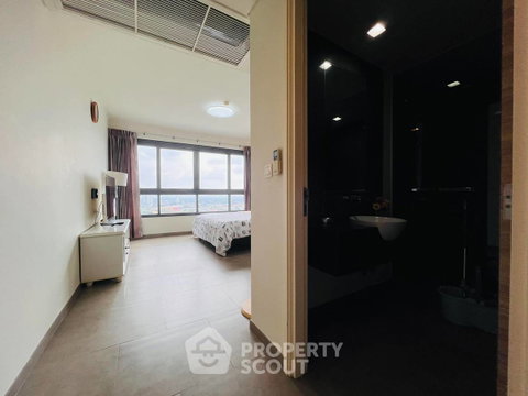 27th-Floor 2-BR Condo For Sale At Zire Wongamat (ID 3281965)