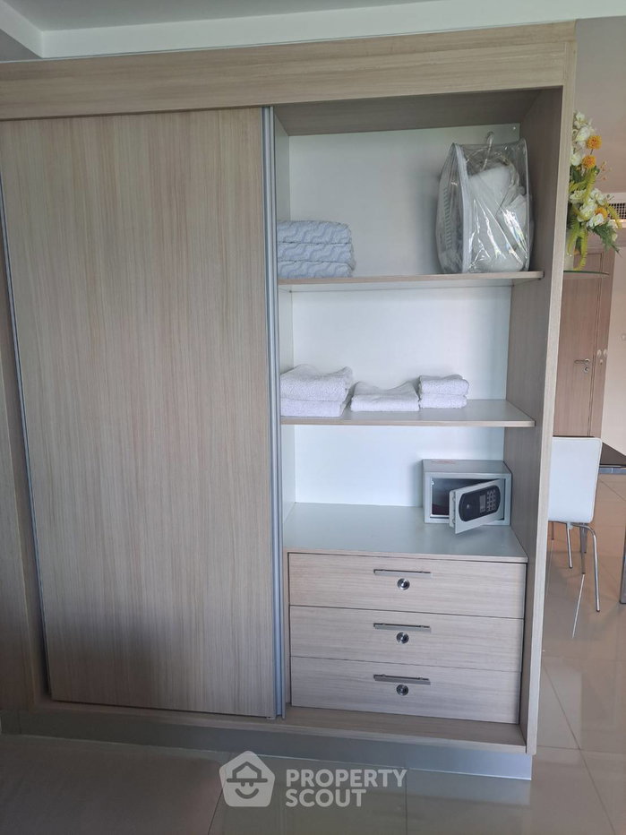 picture 1-BR Condo at Nova Ocean View Condominium close to Phratamnak (ID 3281760) - 2/8