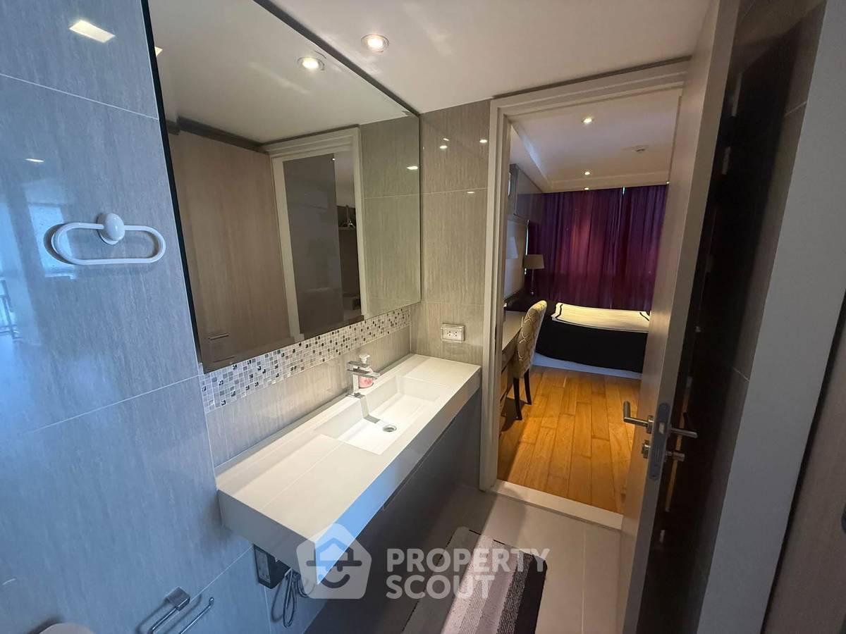 picture 2-BR Condo at Down Town 49 near BTS Phrom Phong (ID 3294247) - 9/14