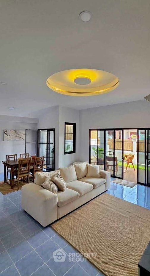 รูป บ้าน 3 ห้องนอน สำหรับขายที่ Royal Home Village Hua Hin 102 (ID 3289577) - รูปที่ 3/12