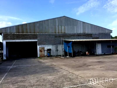 Factory for sale Nonthaburi : For sale Warehouse 1800 sq.m. in Sai Noi, Nonthaburi