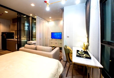 Condos for rent Big C Extra Rama 4 : 🎉 For Rent Condo LIFE ASOKE - RAMA 9 Building A, Floor 10,Studio, Room size 27.00 sqm