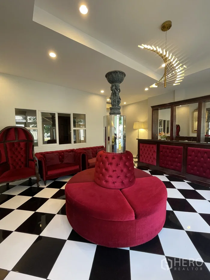 picture For rent Shophouse 200 sqm in Bang Kapi, Bangkok - 3/25