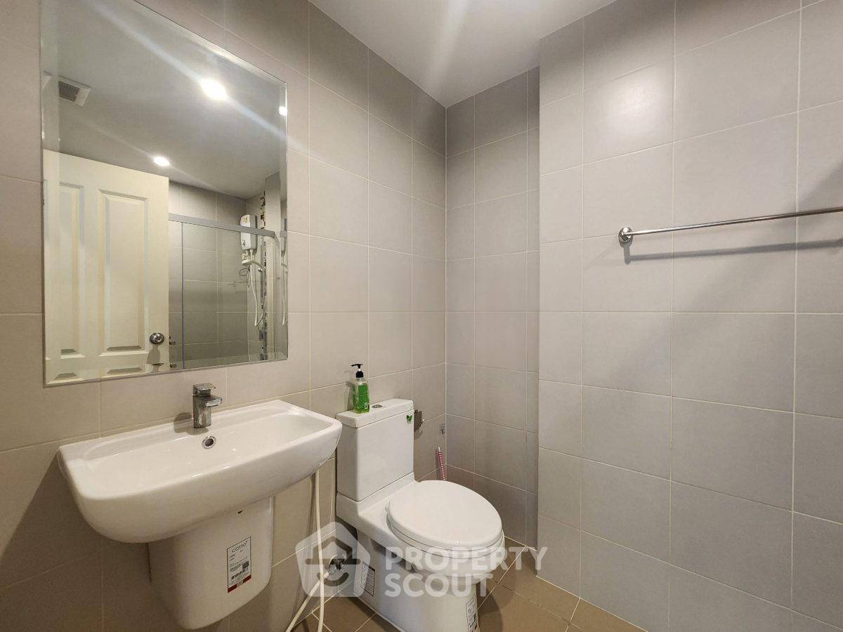 picture 2-BR Condo At Supalai Veranda Rama 9, Bangkok (ID 2925941) - 3/3