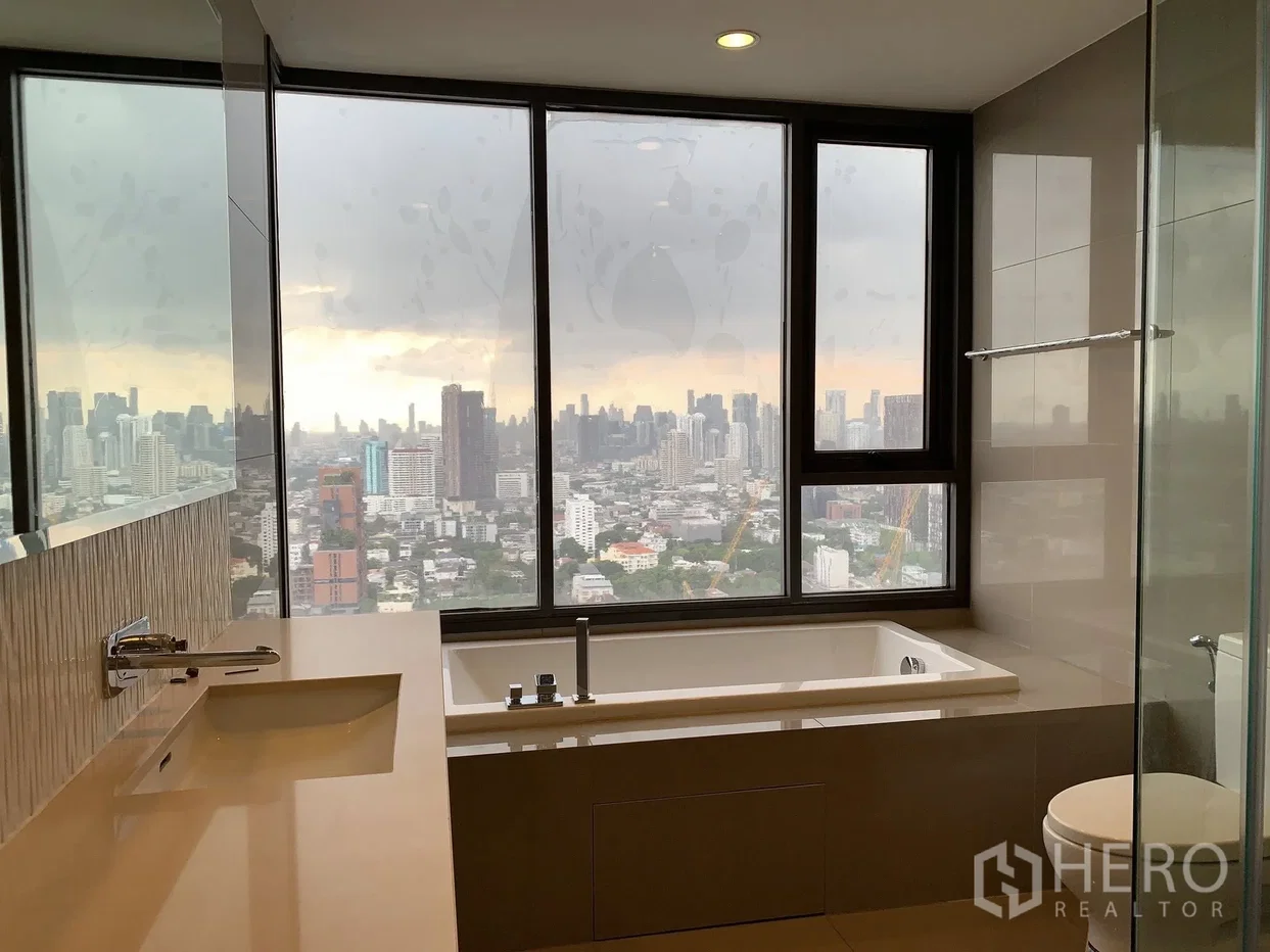 รูป ให้เช่า คอนโด 2 ห้องนอน Rhythm Sukhumvit 42 (ริธึม สุขุมวิท 42) พระโขนง คลองเตย กรุงเทพมหานคร BTS เอกมัย - รูปที่ 7/8