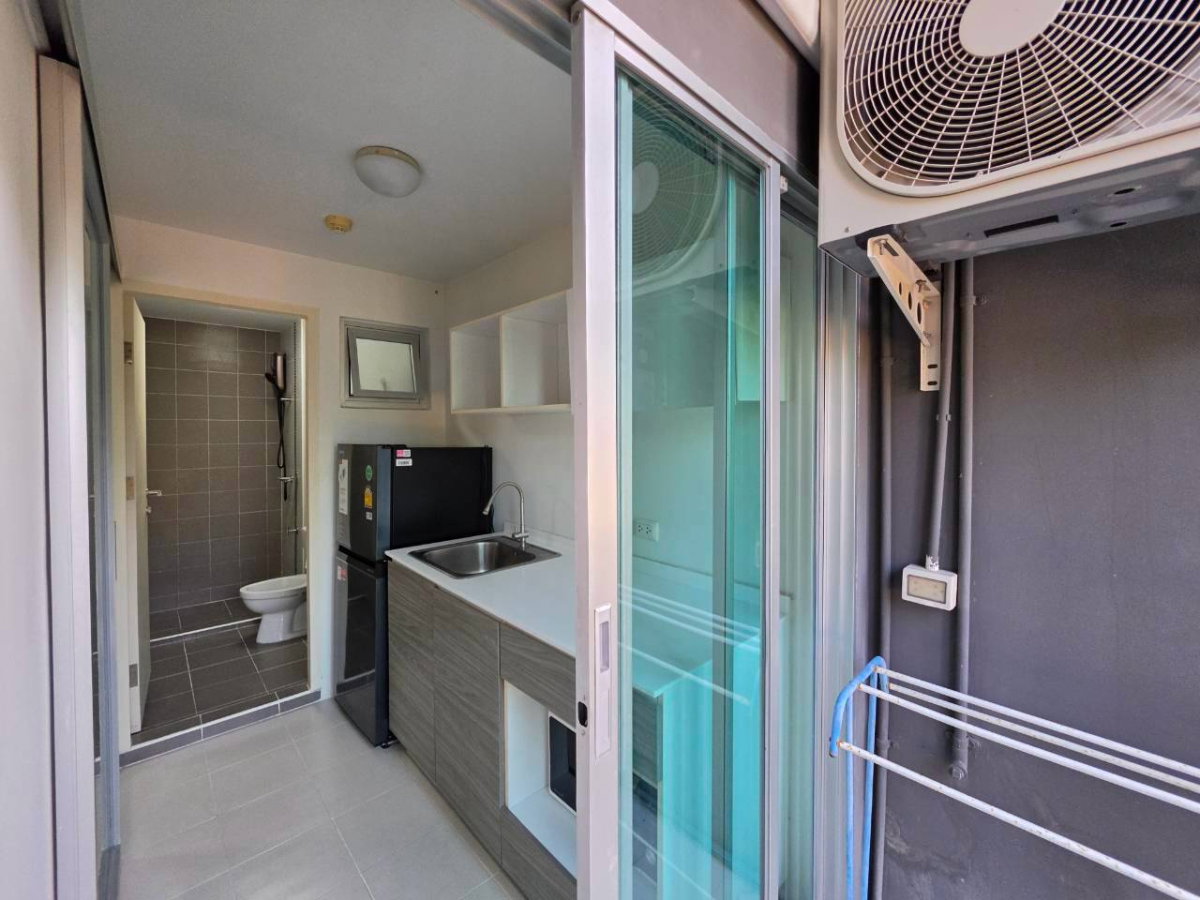 picture dcondo Noen Phra for rent (1 unit available) – 2nd floor, located on Sukhumvit Road. - 4/11