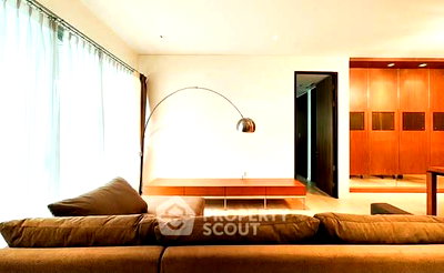 Condos for sale : 2-BR Condo at The Lakes Bangkok near BTS Asok (ID 3292352)