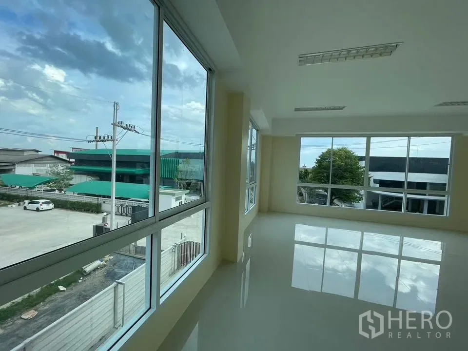 รูป ขาย โรงงานพร้อมออฟฟิศ สร้างใหม่ พื้นที่สีม่วง 845 ตรม ไร่ขิง สามพราน นครปฐม - รูปที่ 8/18