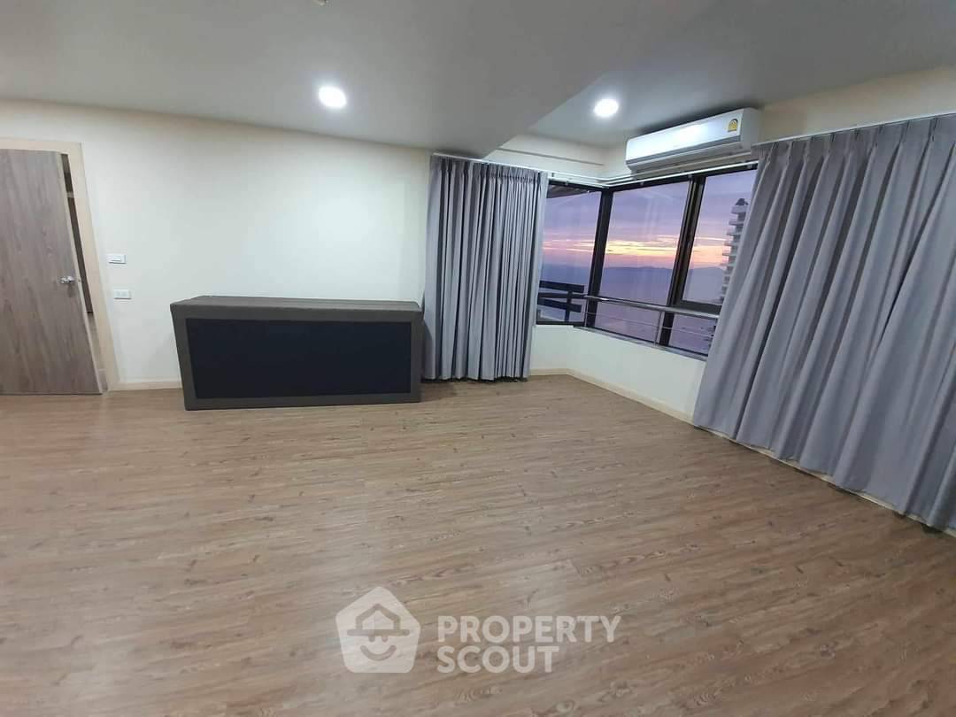 รูป คอนโด 2-ห้องนอน ที่ จอมเทียน พลาซ่า คอนโดเทล ใกล้ หาดจอมเทียน (ID 3281705) - รูปที่ 9/11