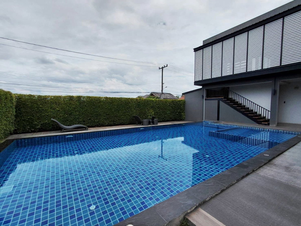 รูป 🏡 ให้เช่าบ้านเดี่ยว ตกแต่งสไตล์โมเดิร์น ในโครงการคุณภาพ สิ่งแวดล้อมดี ความปลอดภัยสูง ใกล้ห้างสรรพสินค้า, โรงเรียนนานาชาติ และอื่นๆอีกมากมาย - รูปที่ 12/14