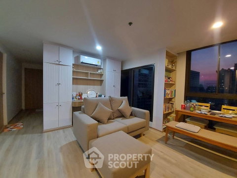 2-BR Condo At Sense Phaholyothin Near BTS Saphan Khwai (ID 3289388)
