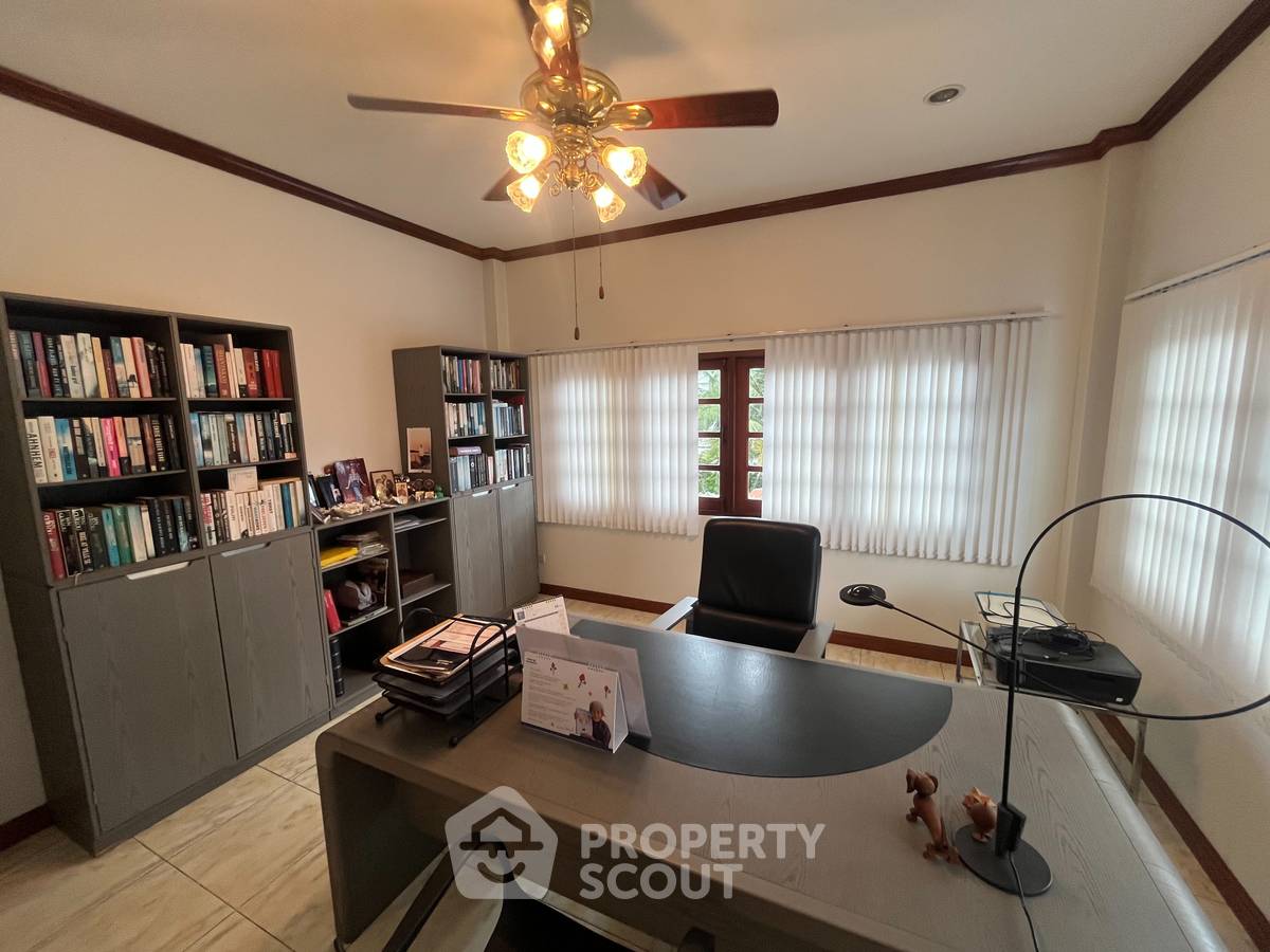 picture Unique 6-BR Pool Villa next to Market Village (ID 3293800) - 43/49