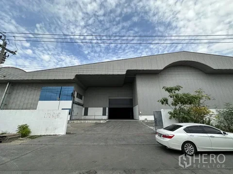 For rent Warehouse 2530 sqm in Mueang Samut Prakan, Samut Prakan
