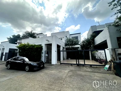 Houses for rent J Avenue Thonglor : For Rent 4 Bedroom Detached House The Noble Ekkamai 22 in Watthana, Bangkok BTS Phra Khanong