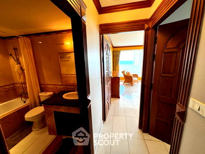 ขายคอนโด : ขายคอนโด 4 ห้องนอน ขนาด 273 ตร.ม. Jomtien Beach Paradise Condominium (ID 3281701)